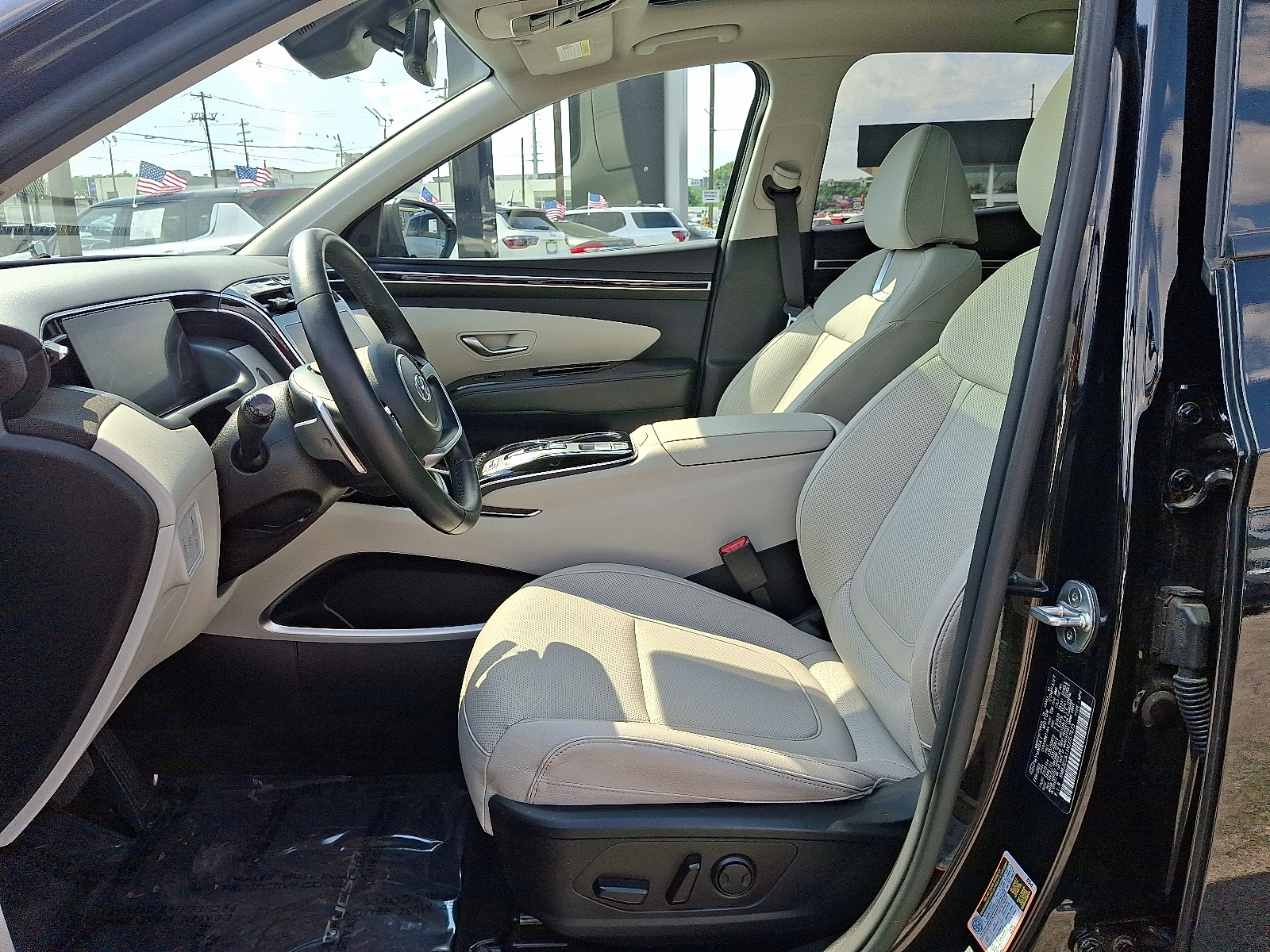 2022 Hyundai Tucson Hybrid Limited Sport photo 11