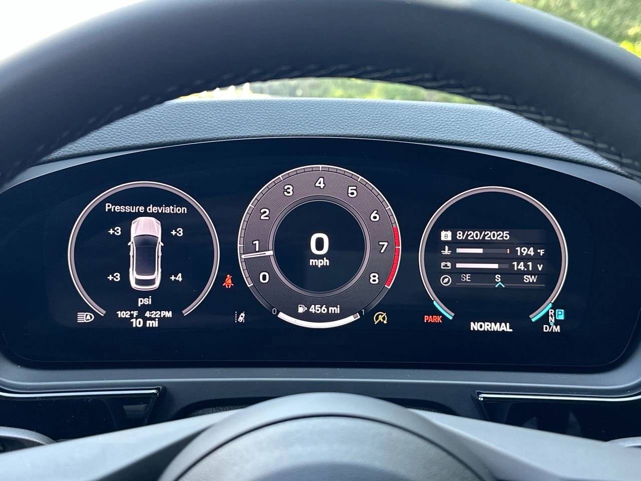 2025 Porsche Cayenne Coupe photo 19
