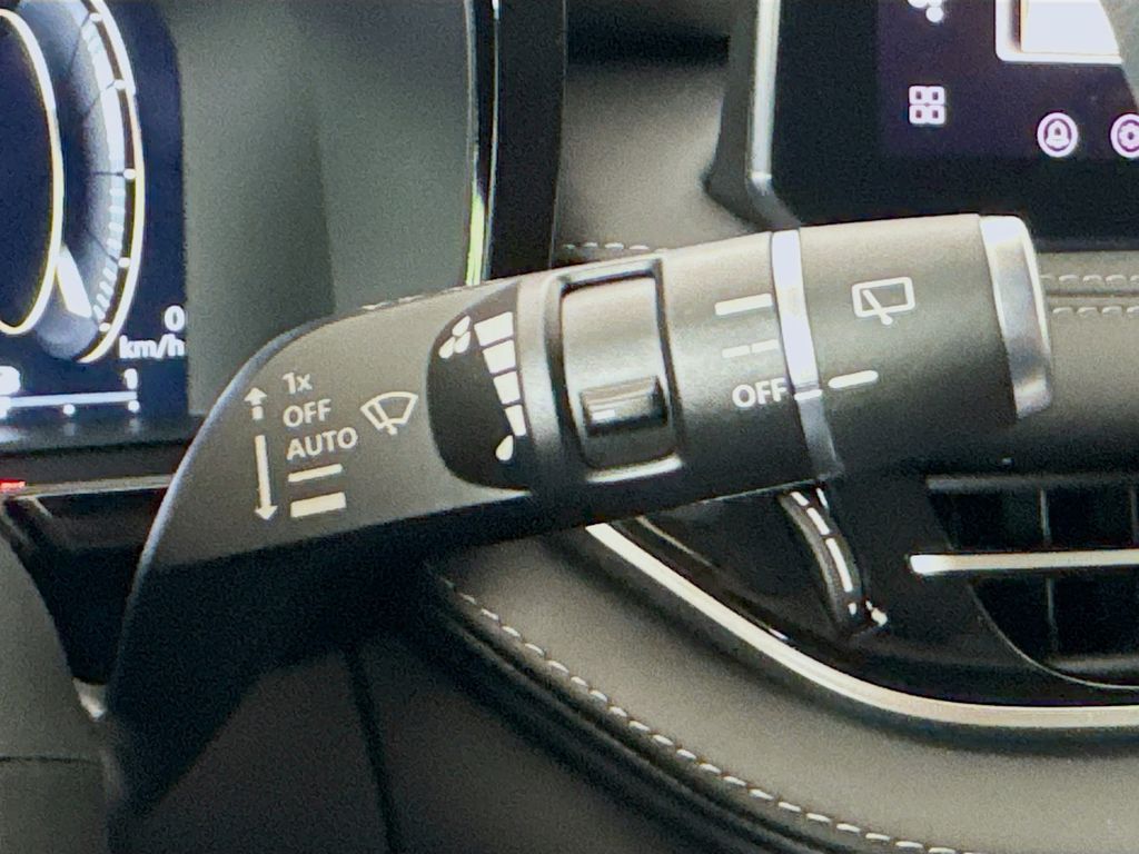 2026 Infiniti QX60 Luxe photo 13