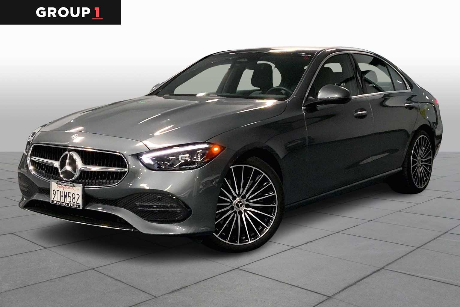 2025 Mercedes-Benz C-Class Sedan C 300's photo