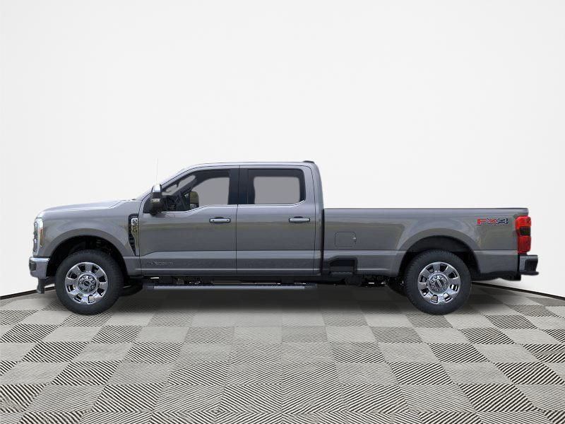 2026 Ford F-350 photo 3