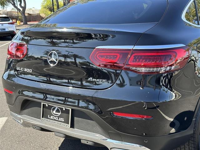 2023 Mercedes Benz GLC 300 4MATIC photo 5