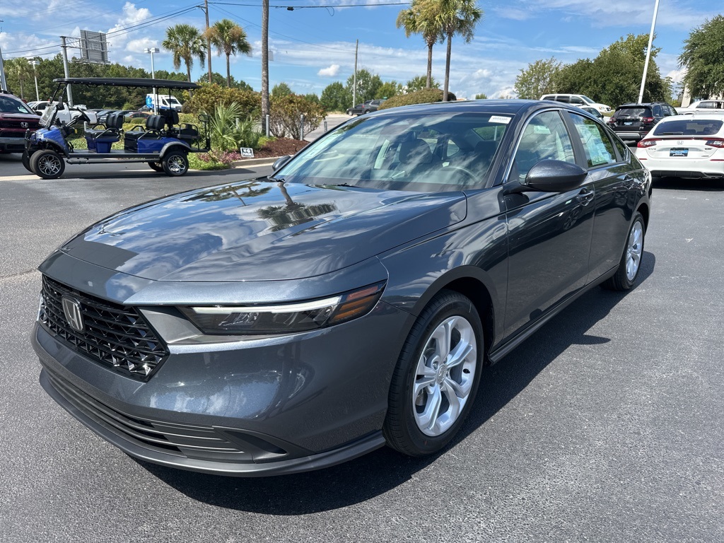 2025 Honda Accord LX photo 7