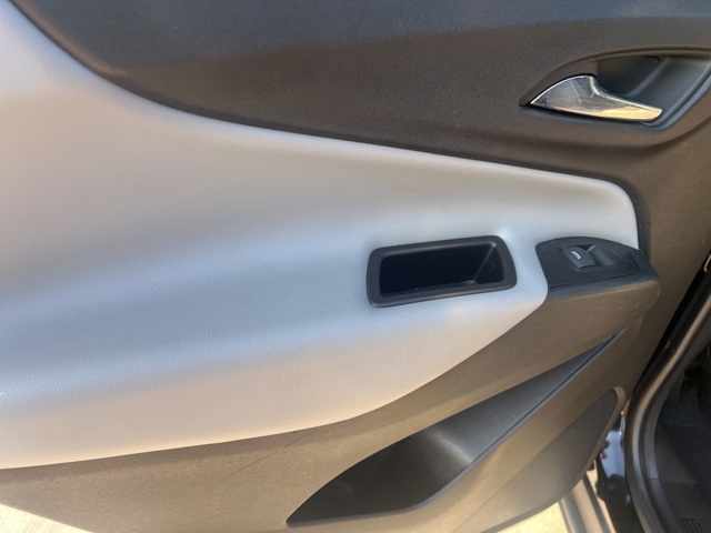 2018 Chevrolet Equinox LS photo 14