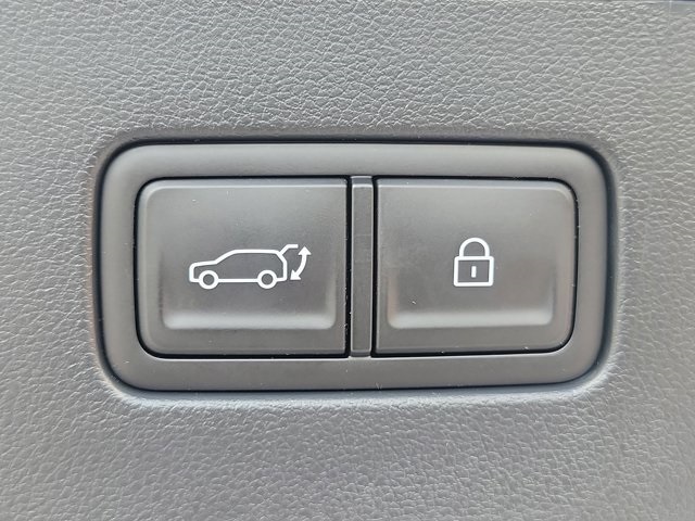 2026 Hyundai Ioniq photo 7