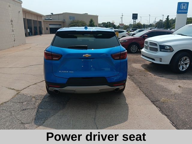 2025 Chevrolet Blazer 2LT photo 4