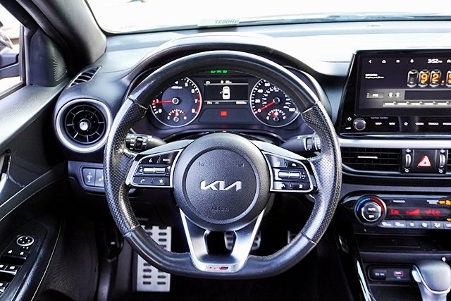 Used 2022 Gray Kia GT-Line image 18