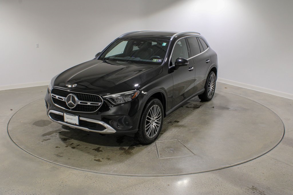 2023 Mercedes-Benz GLC GLC 300's photo