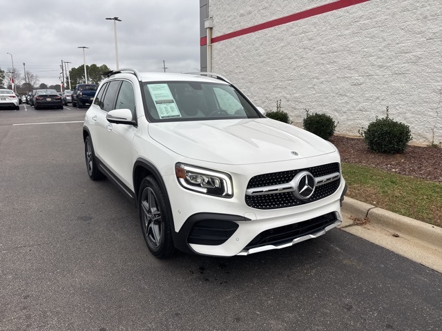 2021 Mercedes-Benz GLB Base's photo