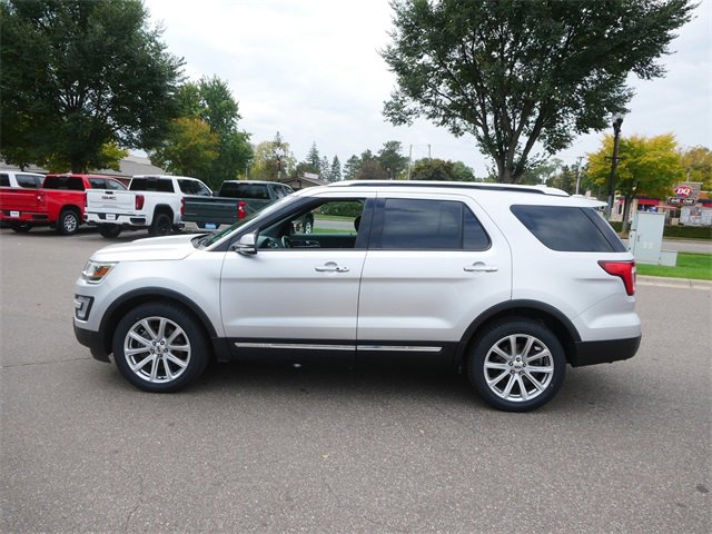 2016 Ford Explorer Limited photo 4