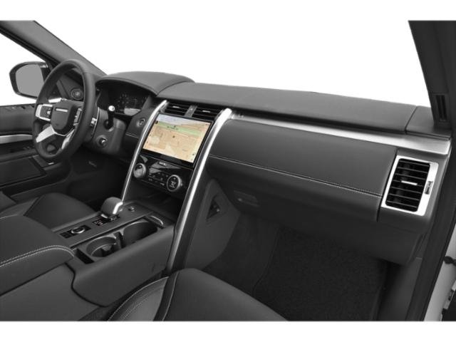 2024 Land Rover Discovery Metropolitan Edition photo 13