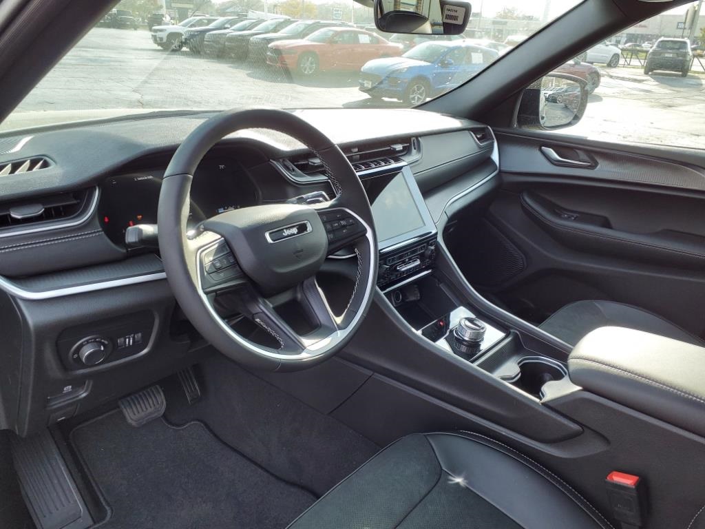 2025 Jeep Grand Cherokee Altitude X photo 5