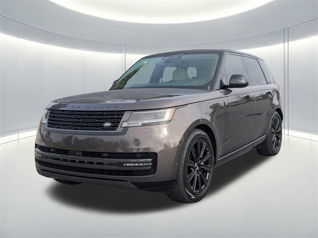 2025 Land Rover Range Rover SE's photo