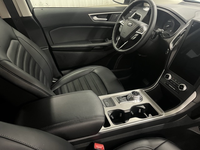 2024 Ford Edge SEL photo 19