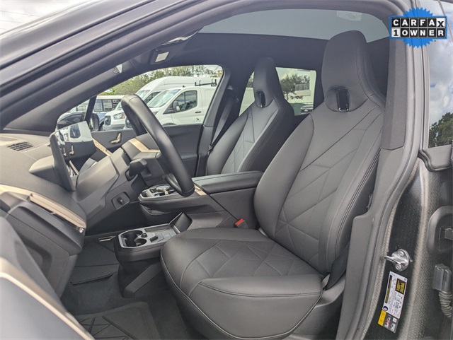 2025 Bmw iX photo 3