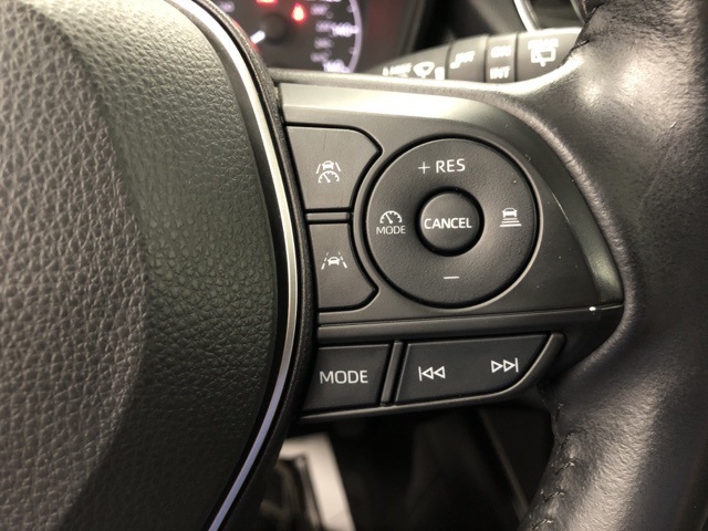 2023 Toyota Corolla Cross LE photo 16