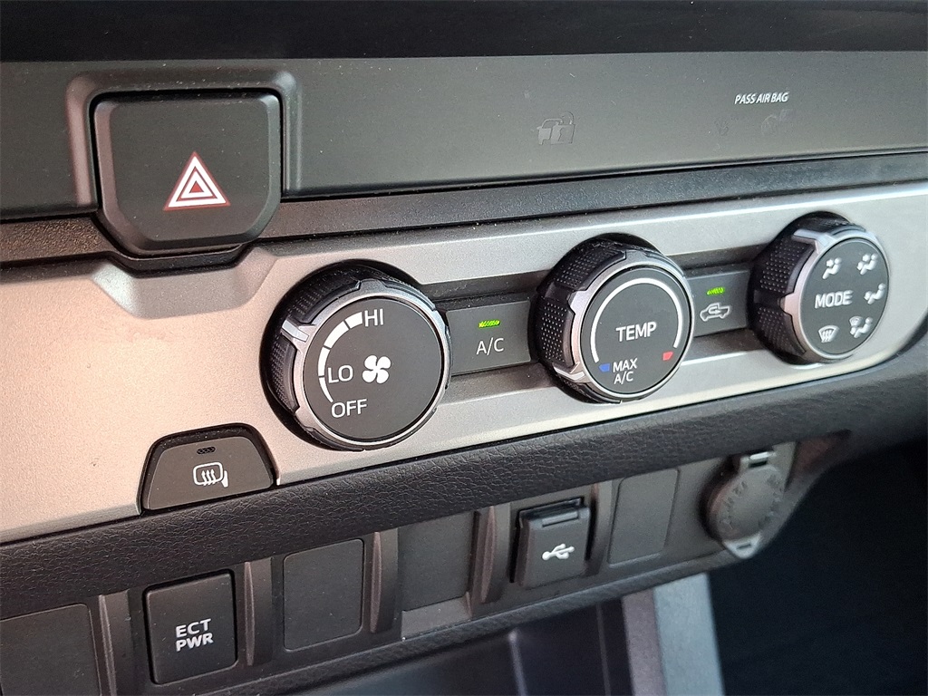 2023 Toyota Tacoma SR photo 14