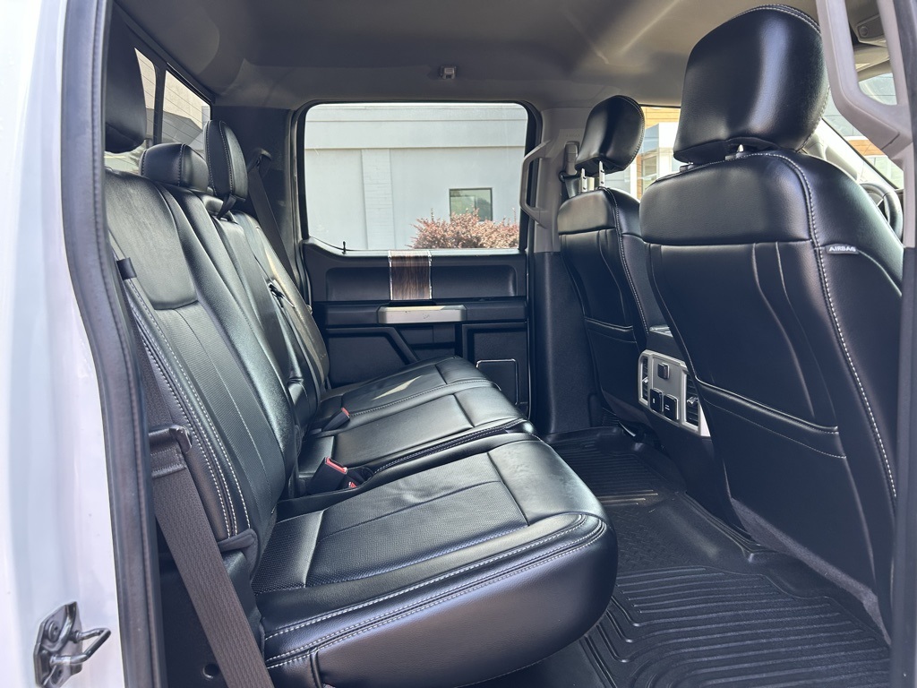 2019 Ford F-150 Lariat photo 32