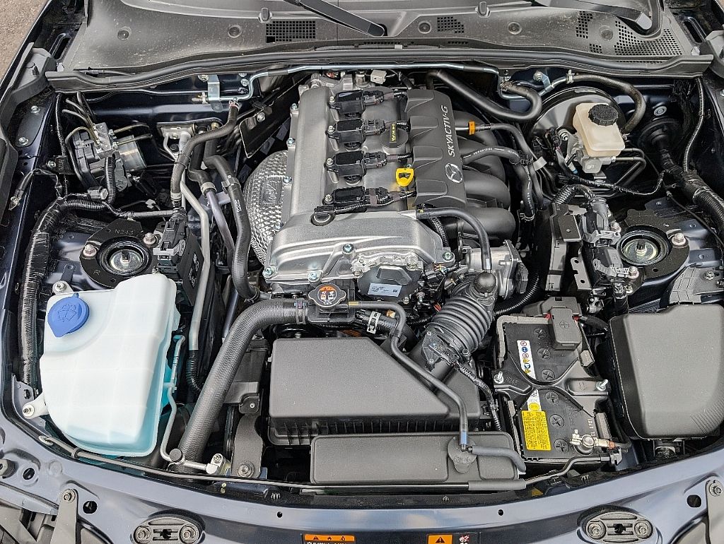 2025 Mazda MX-5 Miata Miata RF Grand Touring photo 14