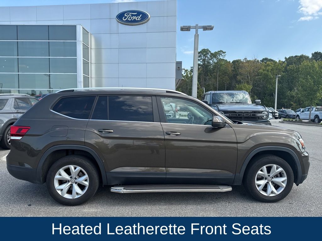 2019 Volkswagen Atlas V6 SE photo 2