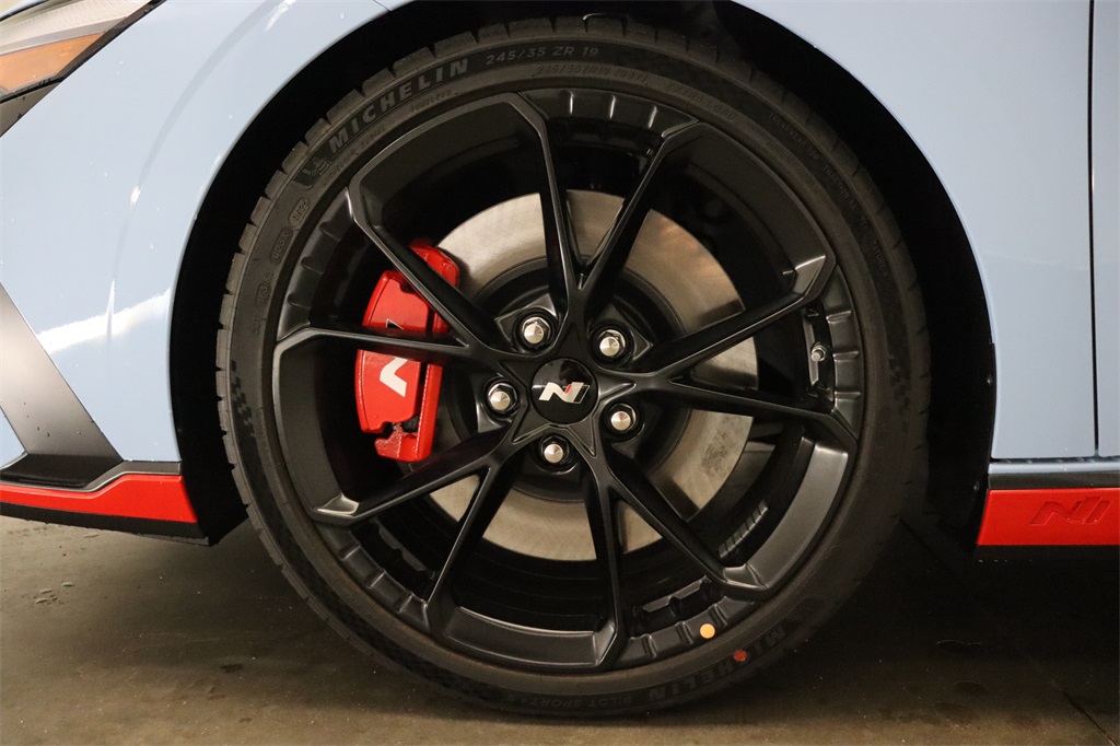 2025 Hyundai Elantra N Base photo 3