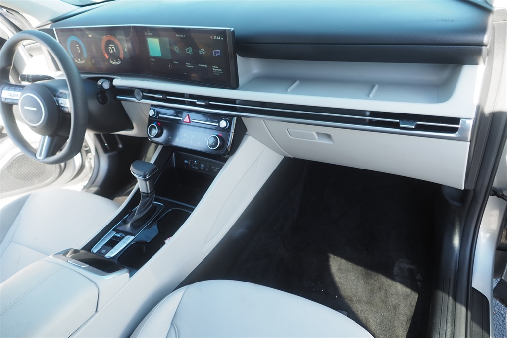 2025 Hyundai Tucson SEL photo 25
