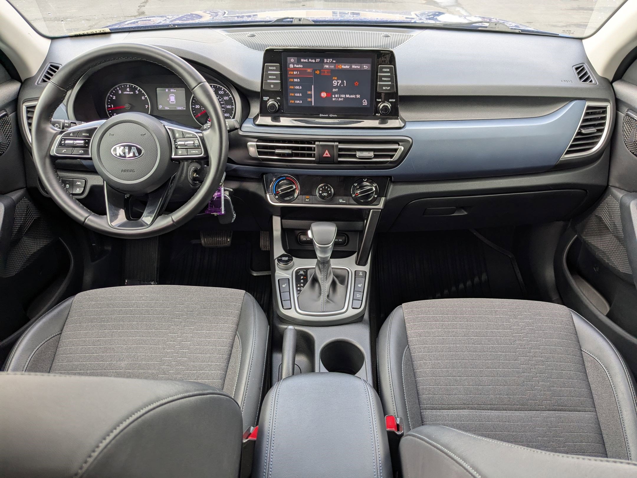 2021 Kia Seltos S photo 22