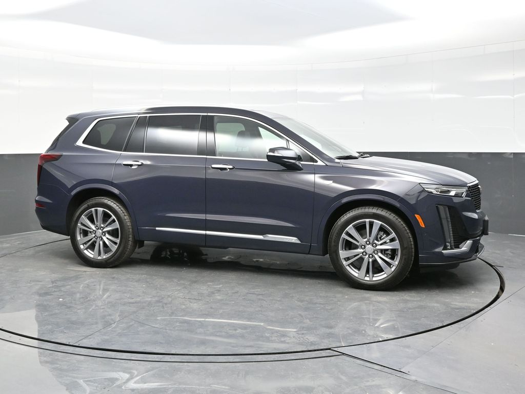 2025 Cadillac XT6 Premium Luxury photo 7
