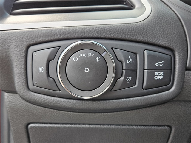 2024 Ford Edge SEL photo 24