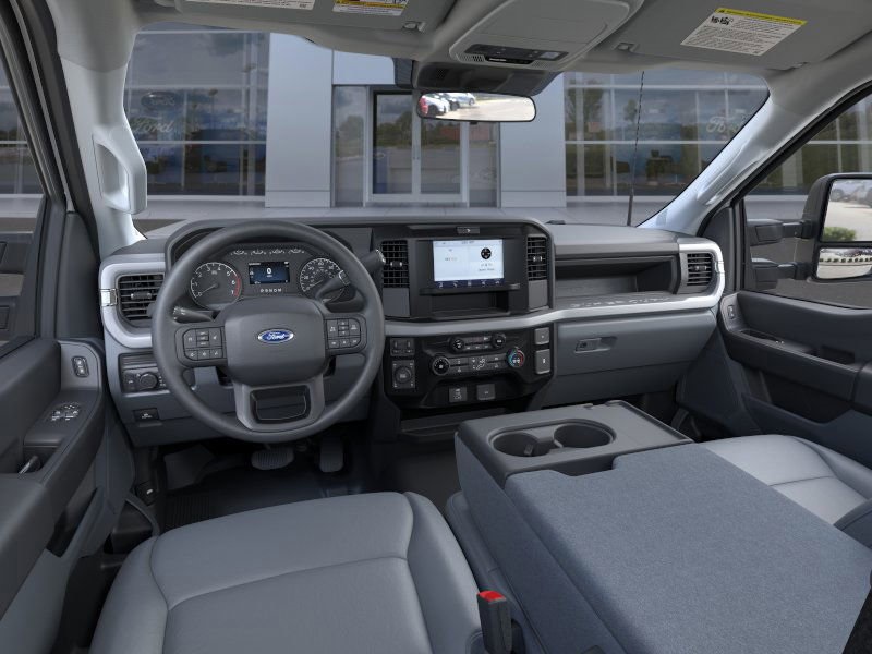 2025 Ford F-250 XL photo 9