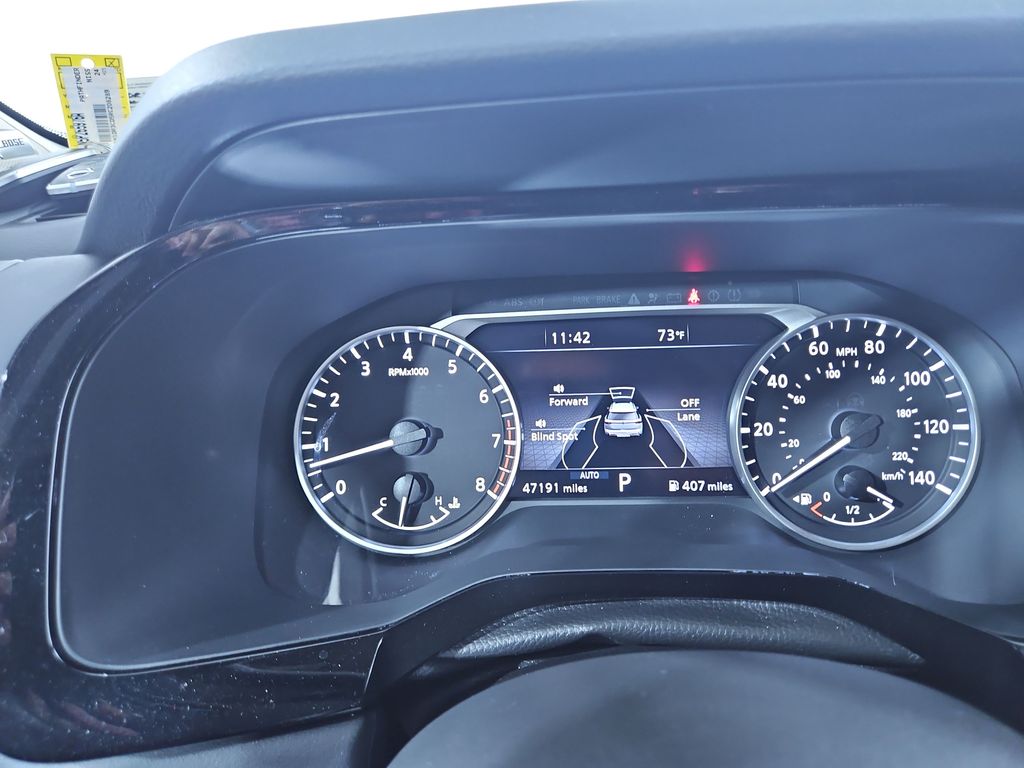 2024 Nissan Pathfinder SL photo 15