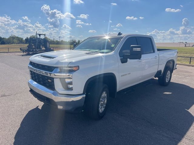 2021 Chevrolet Silverado 2500HD LT photo 3