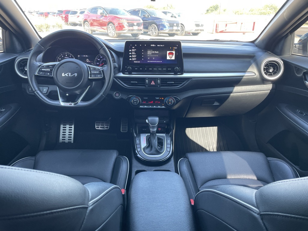 2023 Kia Forte GT-Line photo 15