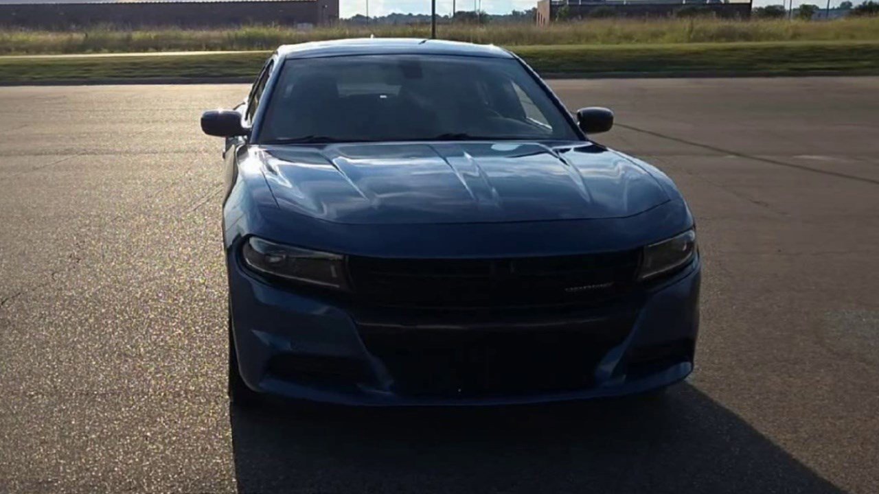 2023 Dodge Charger SXT photo 3