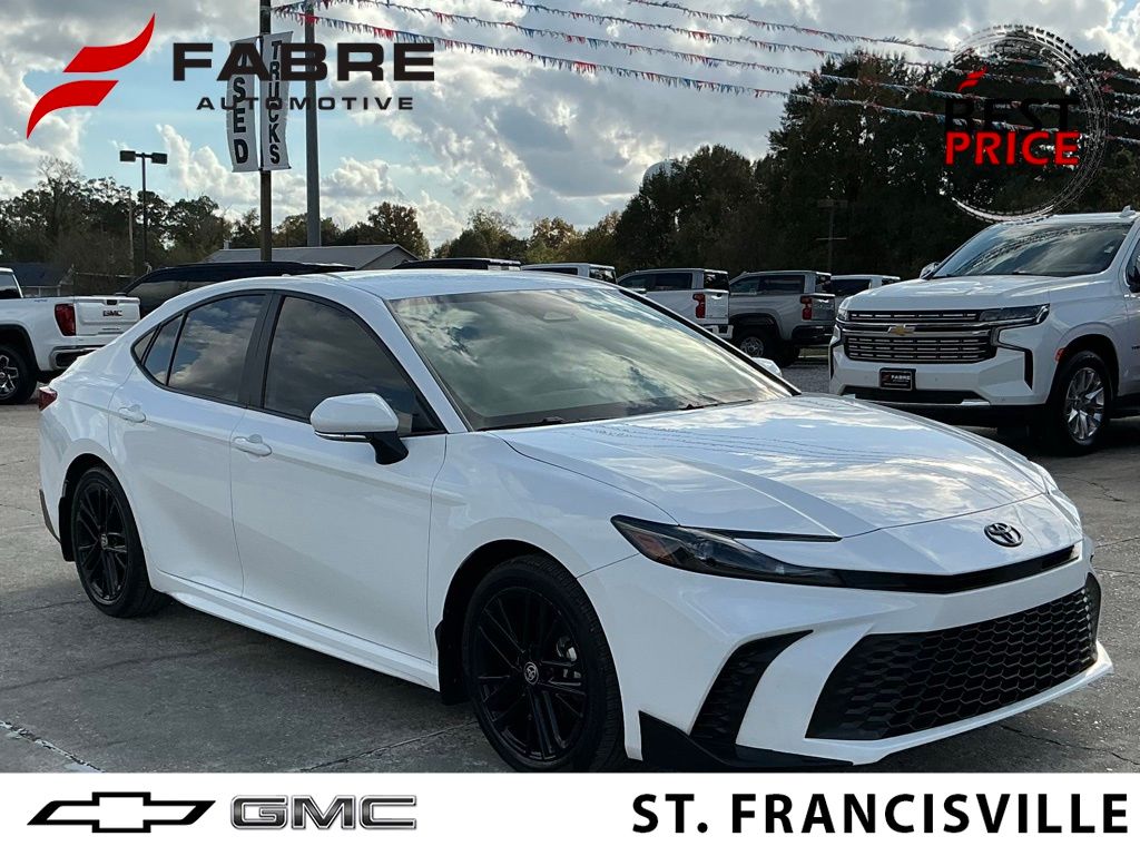 2025 Toyota Camry SE