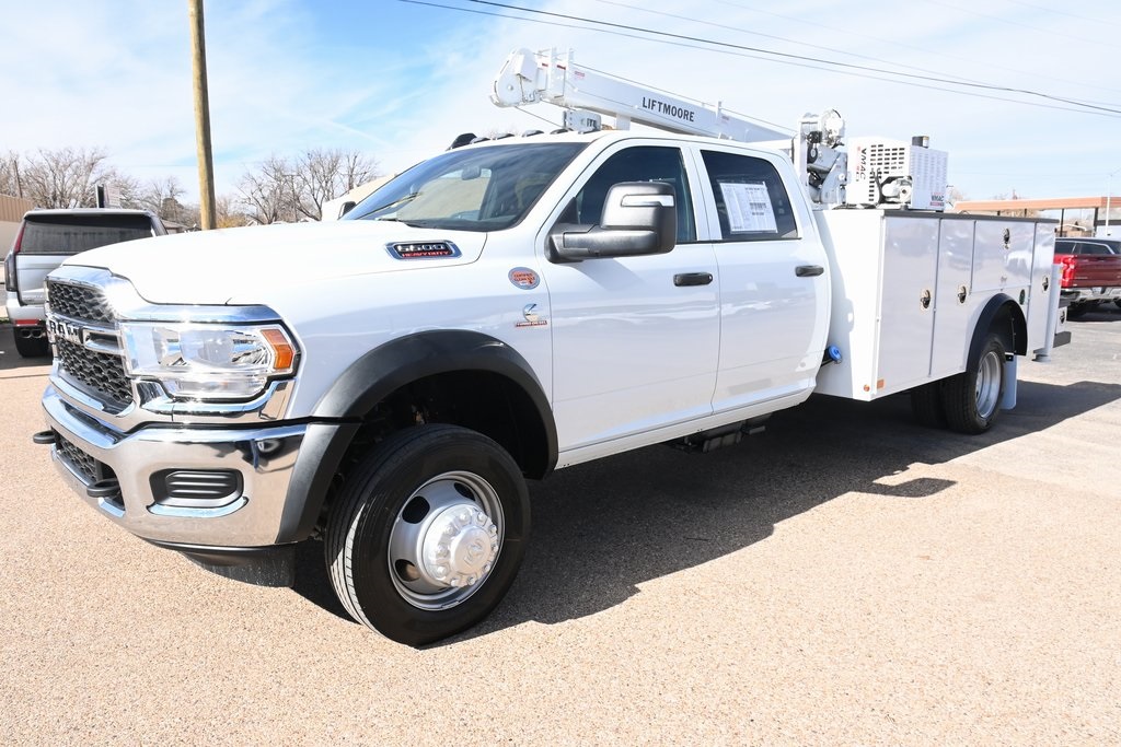 2024 Ram 5500 Tradesman photo 4