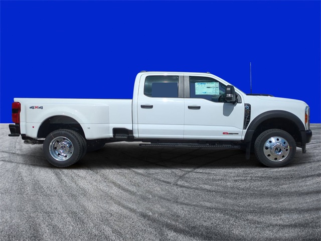 2026 Ford F-450 photo 2