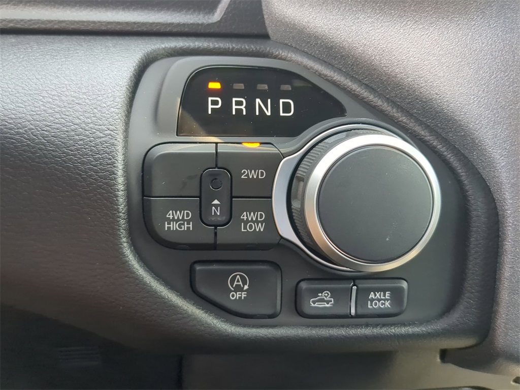 2026 Ram 1500 Warlock photo 15