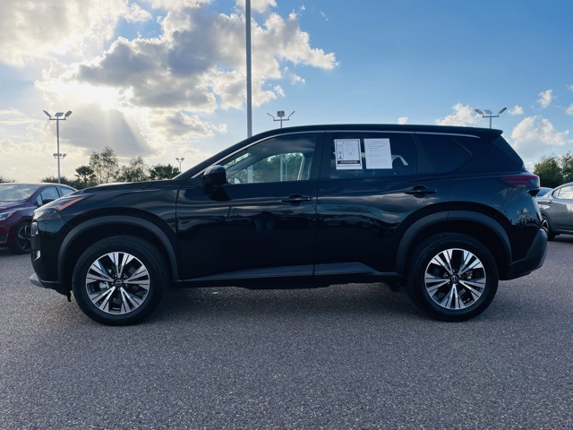 2023 Nissan Rogue SV photo 4