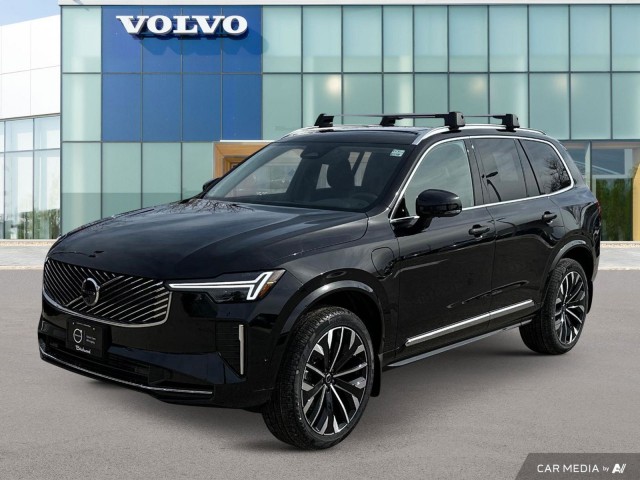 2025 Volvo XC90 Plus Bright Theme