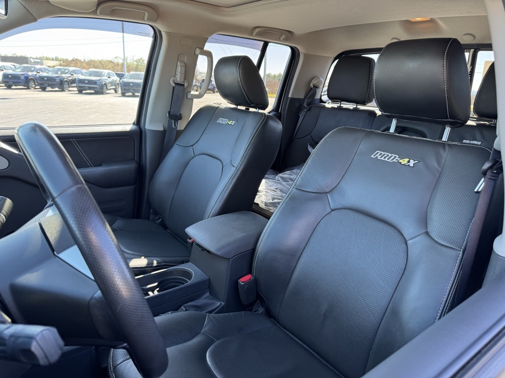 2020 Nissan Frontier PRO-4X photo 3