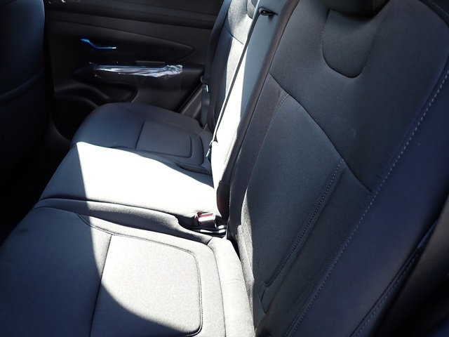 2025 Hyundai Tucson SE photo 11