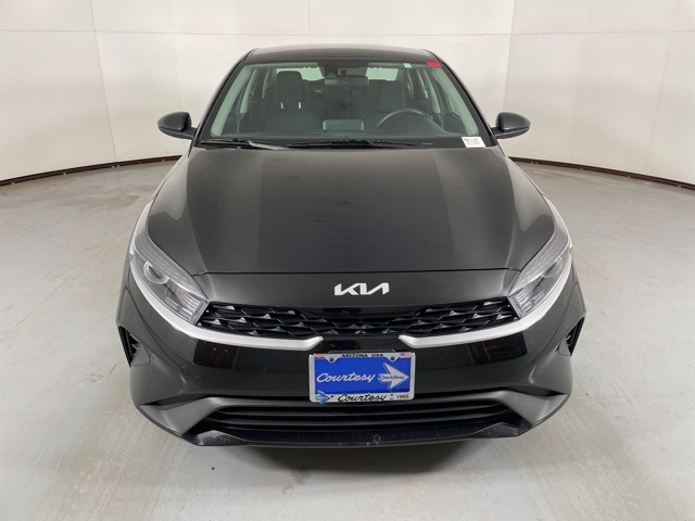 2024 Kia Forte LXS photo 3