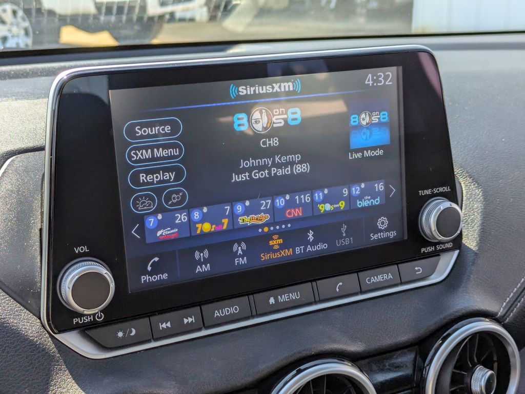 2023 Nissan Sentra SV photo 18