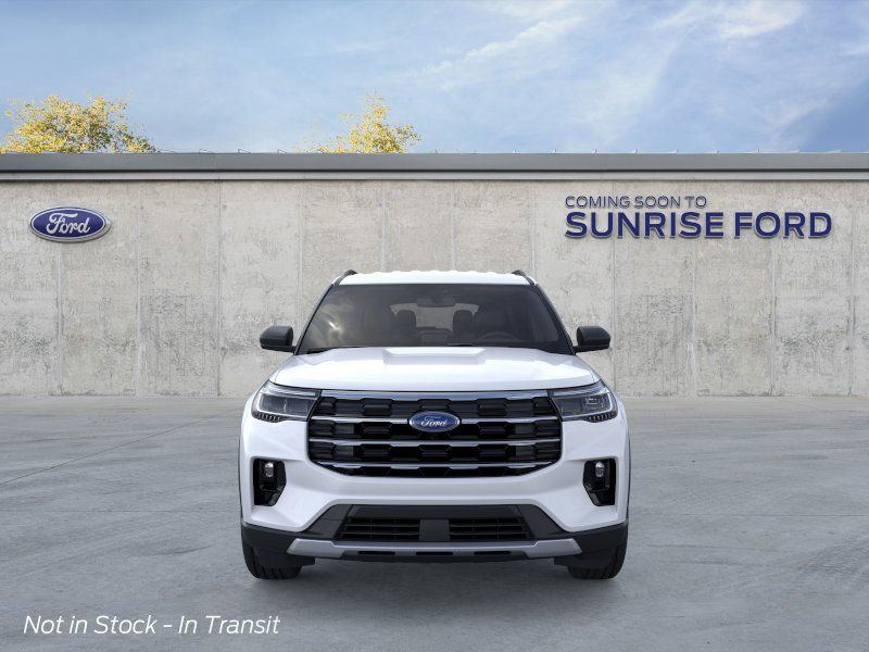 2025 Ford Explorer photo 7