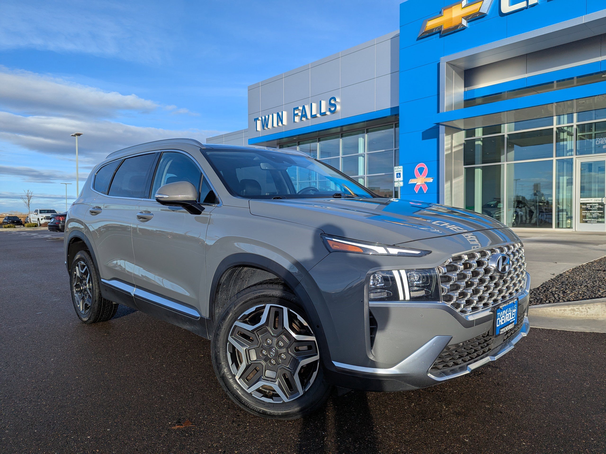 2023 Hyundai Santa Fe Limited's photo