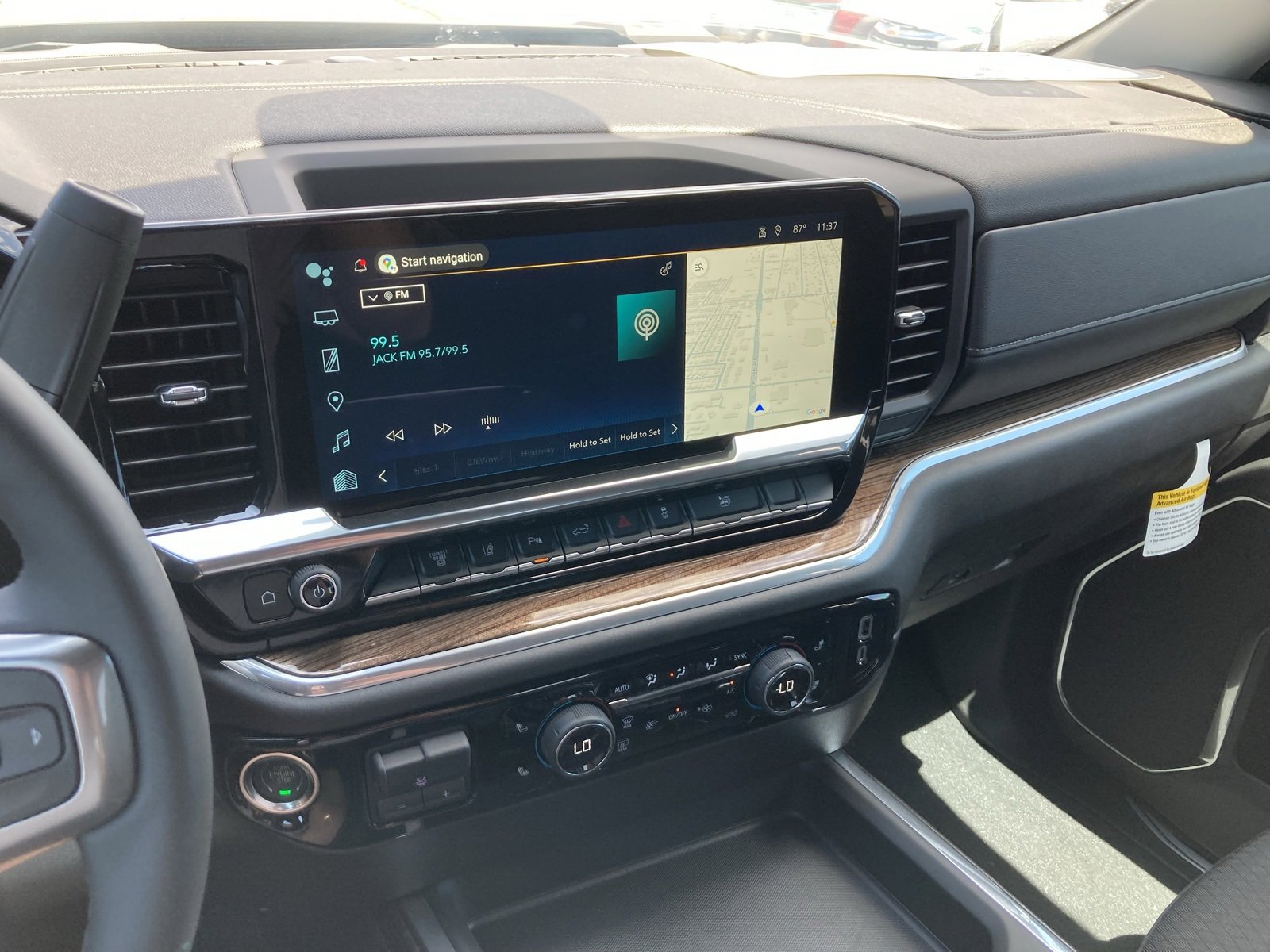 2025 Chevrolet Silverado 2500HD LT photo 21