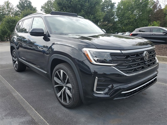2026 Volkswagen Atlas SEL Premium R-Line photo 3