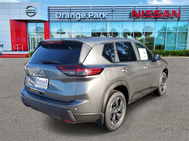 2026 Nissan Rogue SV photo 2