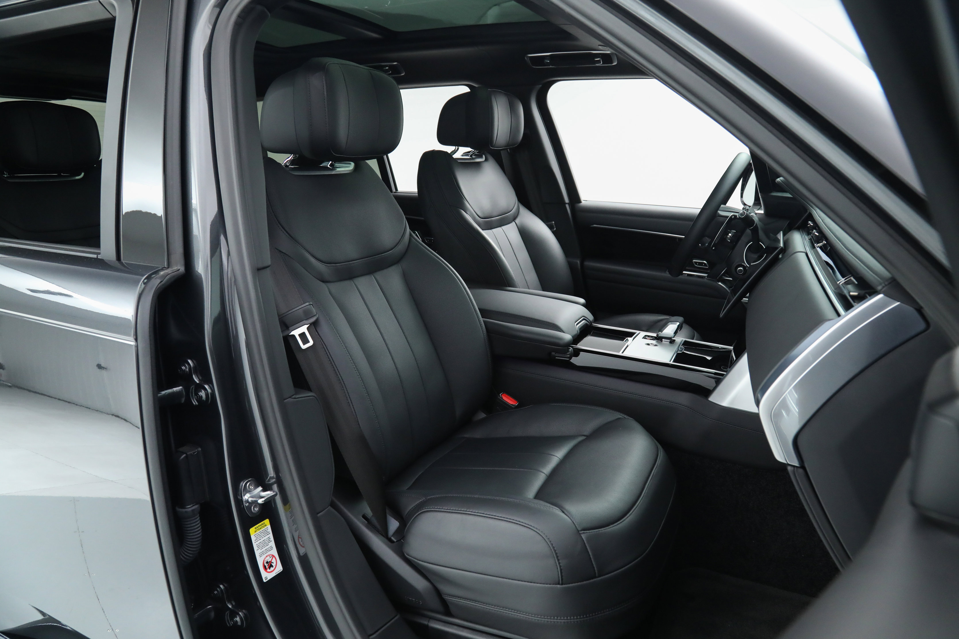 2025 Land Rover Range Rover Autobiography photo 16